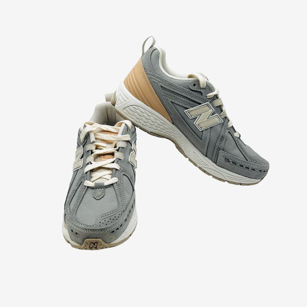 New Balance 1906F Sneakers Grey Beige Men’s Size 8.5 Women’s Size 10
